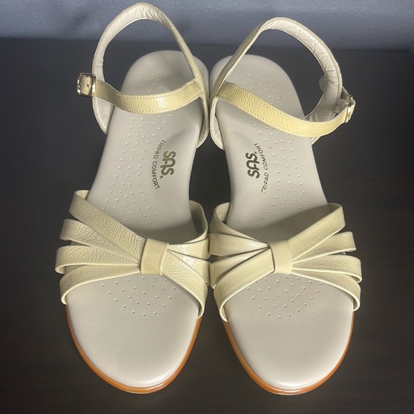 SAS Bone Strippy Quarter Strap Wedge Sandal size 9.5M - Picture 3 of 9